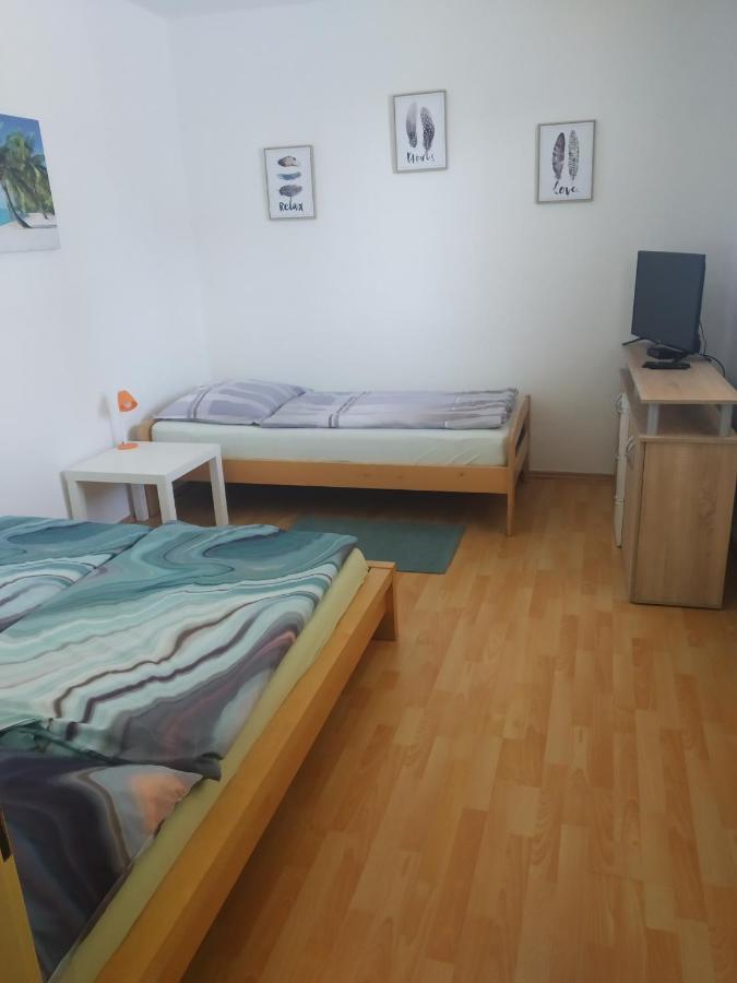 Apartman Blizko Brna S Dobovymi Dekoracemi Daire Melcany Dış mekan fotoğraf